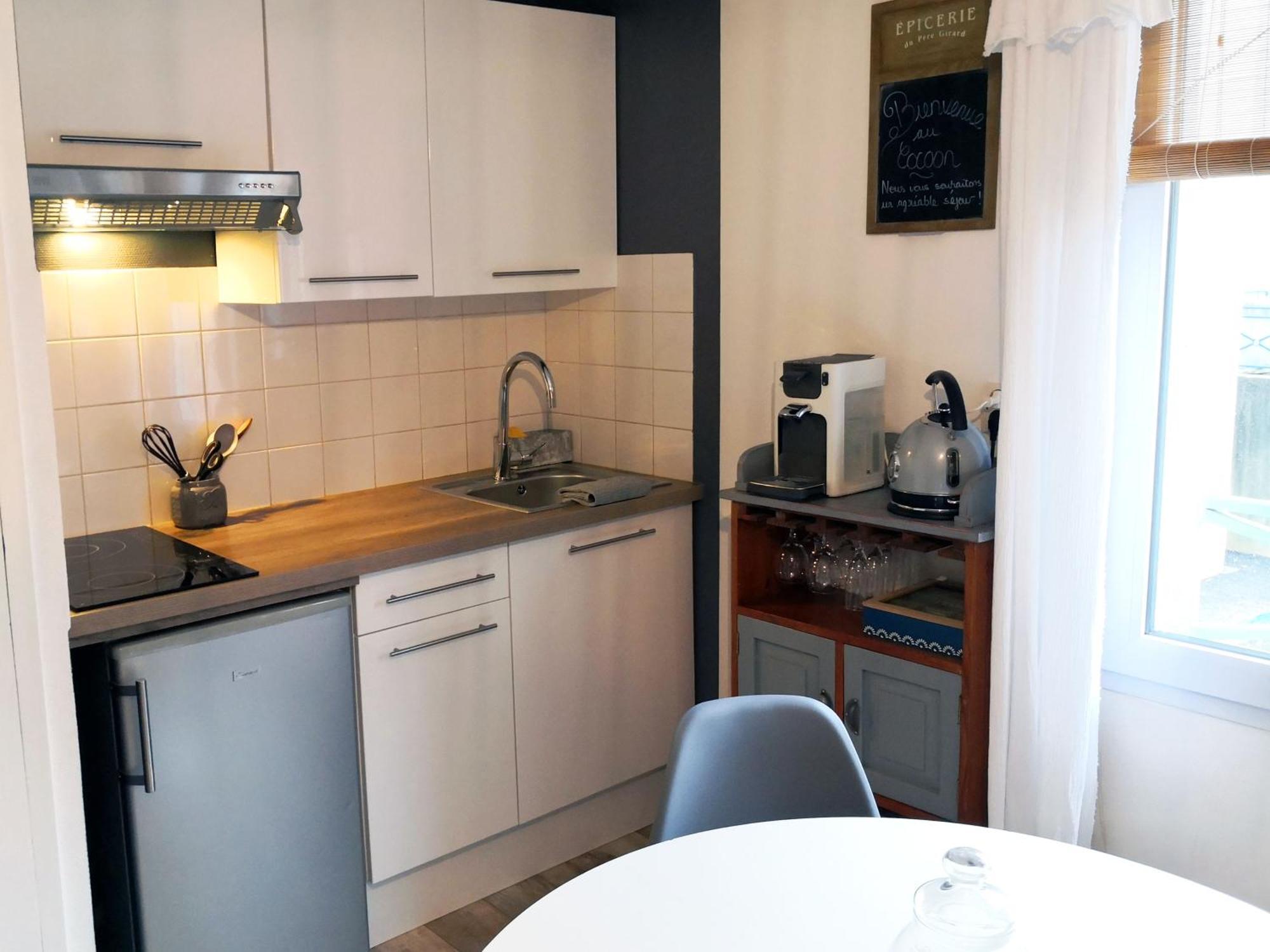 Le Cocoon St Lo - Netflix - Wifi - Parking Gratuit - Lit Queen Size 160X200 - Entree Autonome - Appartement Prive Saint-Lô Eksteriør billede